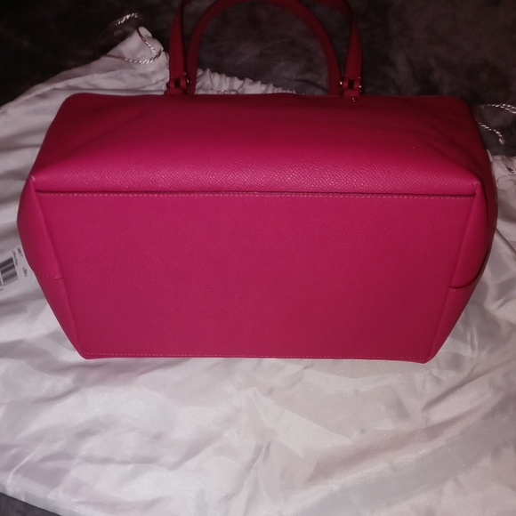 *SOLD* COACH XGRN TOWN CAR TOTE - - Picture 3 of 11